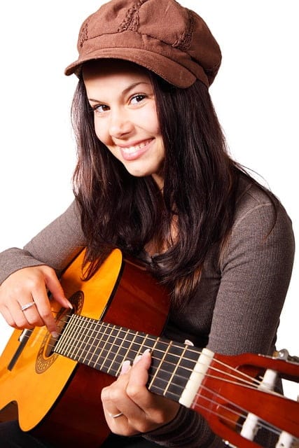 wondering how to learn guitar try these tips today 1