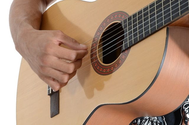 always wanted to learn to play guitar these tips can help 1