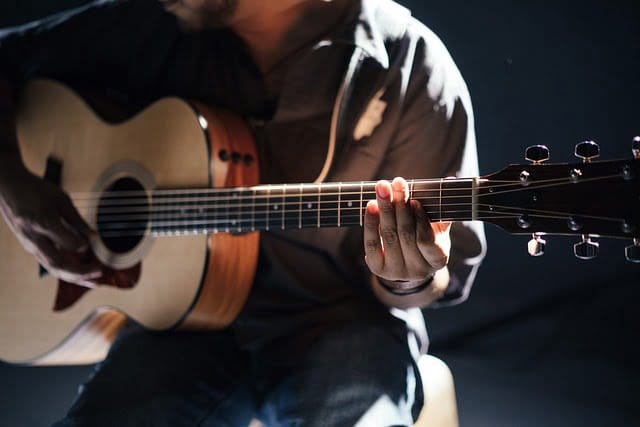 play the guitar like a pro with these tips and tricks 1